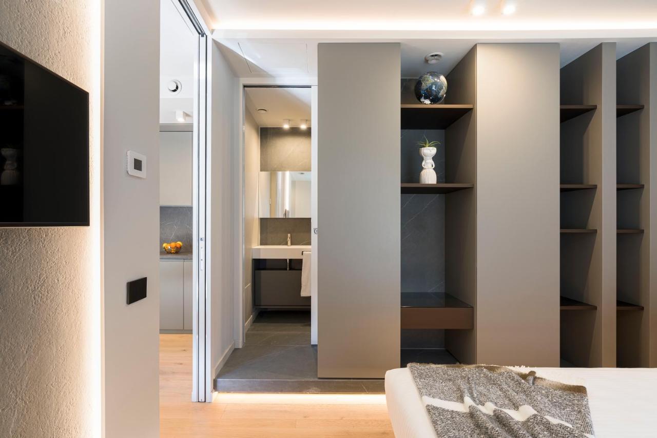 Aera Luxury Suites - 303 304 305 カターニア エクステリア 写真