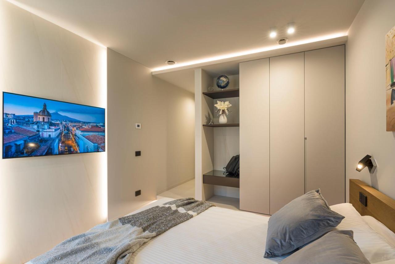 Aera Luxury Suites - 303 304 305 カターニア エクステリア 写真