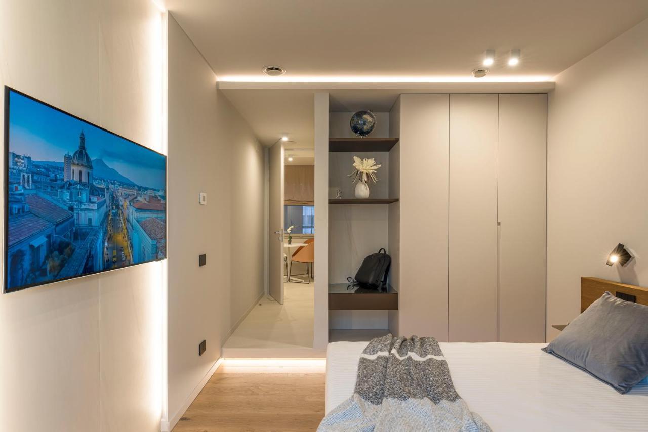 Aera Luxury Suites - 303 304 305 カターニア エクステリア 写真