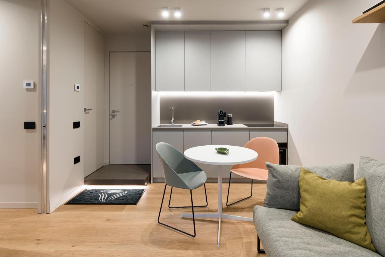 Aera Luxury Suites - 303 304 305 カターニア エクステリア 写真