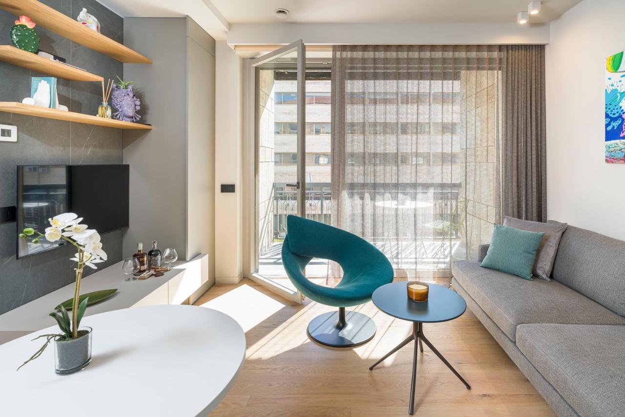 Aera Luxury Suites - 303 304 305 カターニア エクステリア 写真