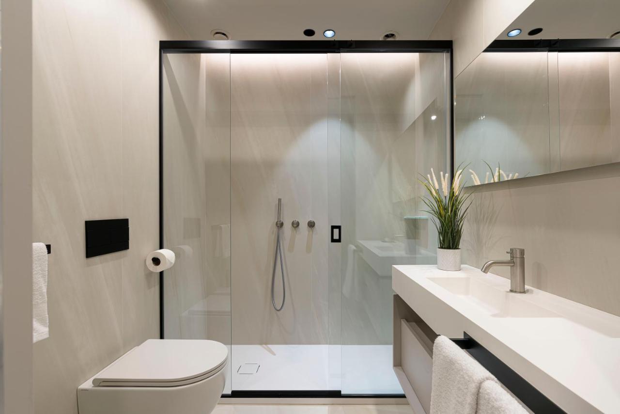 Aera Luxury Suites - 303 304 305 カターニア エクステリア 写真